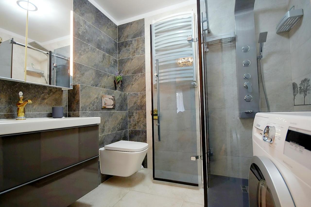 Miodowy Dom Exspanse Apartament 2 Lub 3 Pokoje Z Tarasem I Parkingiem Колобжег Экстерьер фото