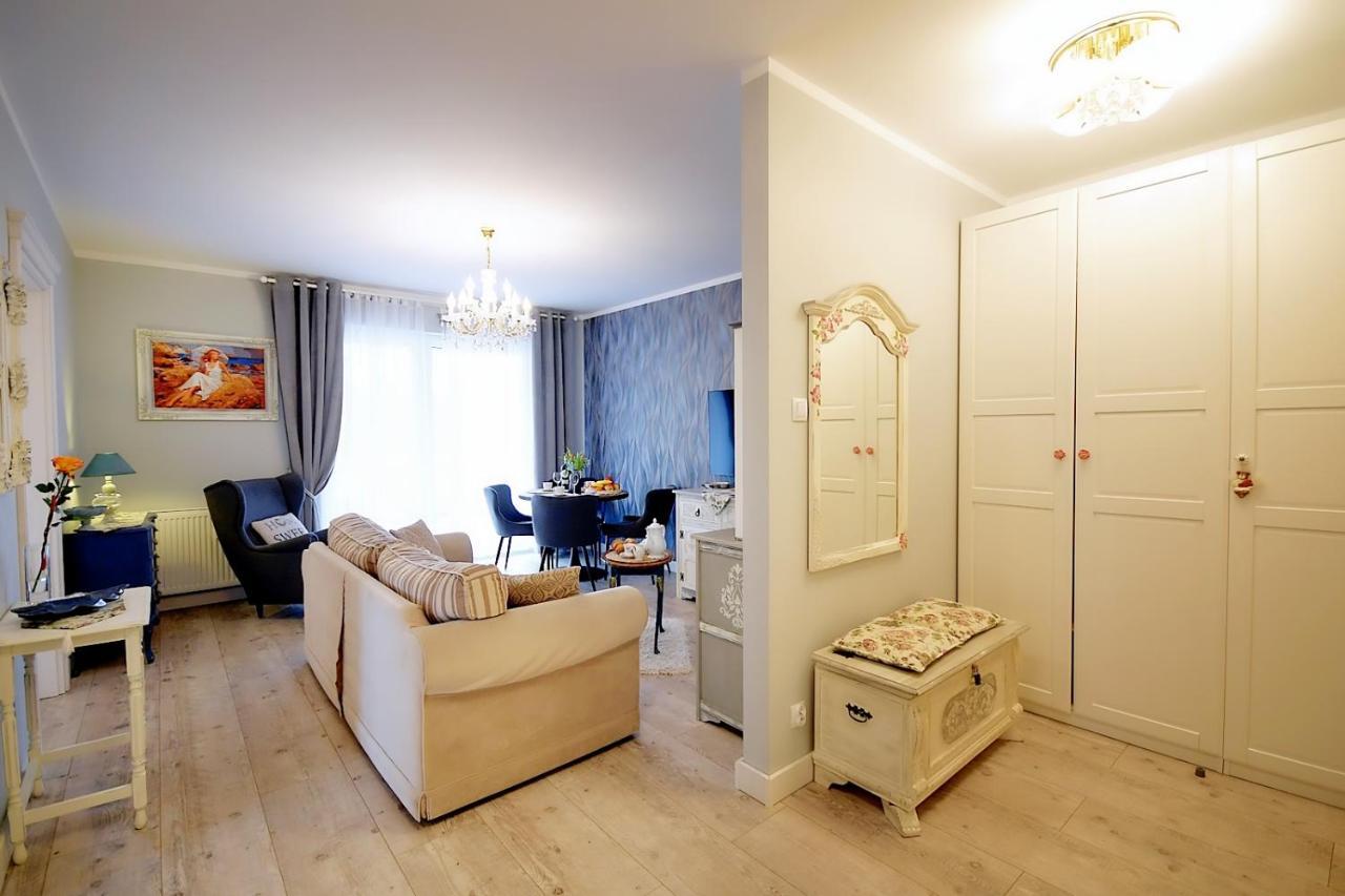 Miodowy Dom Exspanse Apartament 2 Lub 3 Pokoje Z Tarasem I Parkingiem Колобжег Экстерьер фото