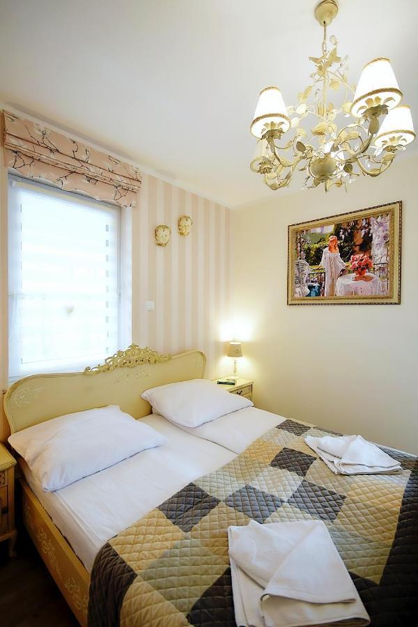 Miodowy Dom Exspanse Apartament 2 Lub 3 Pokoje Z Tarasem I Parkingiem Колобжег Экстерьер фото