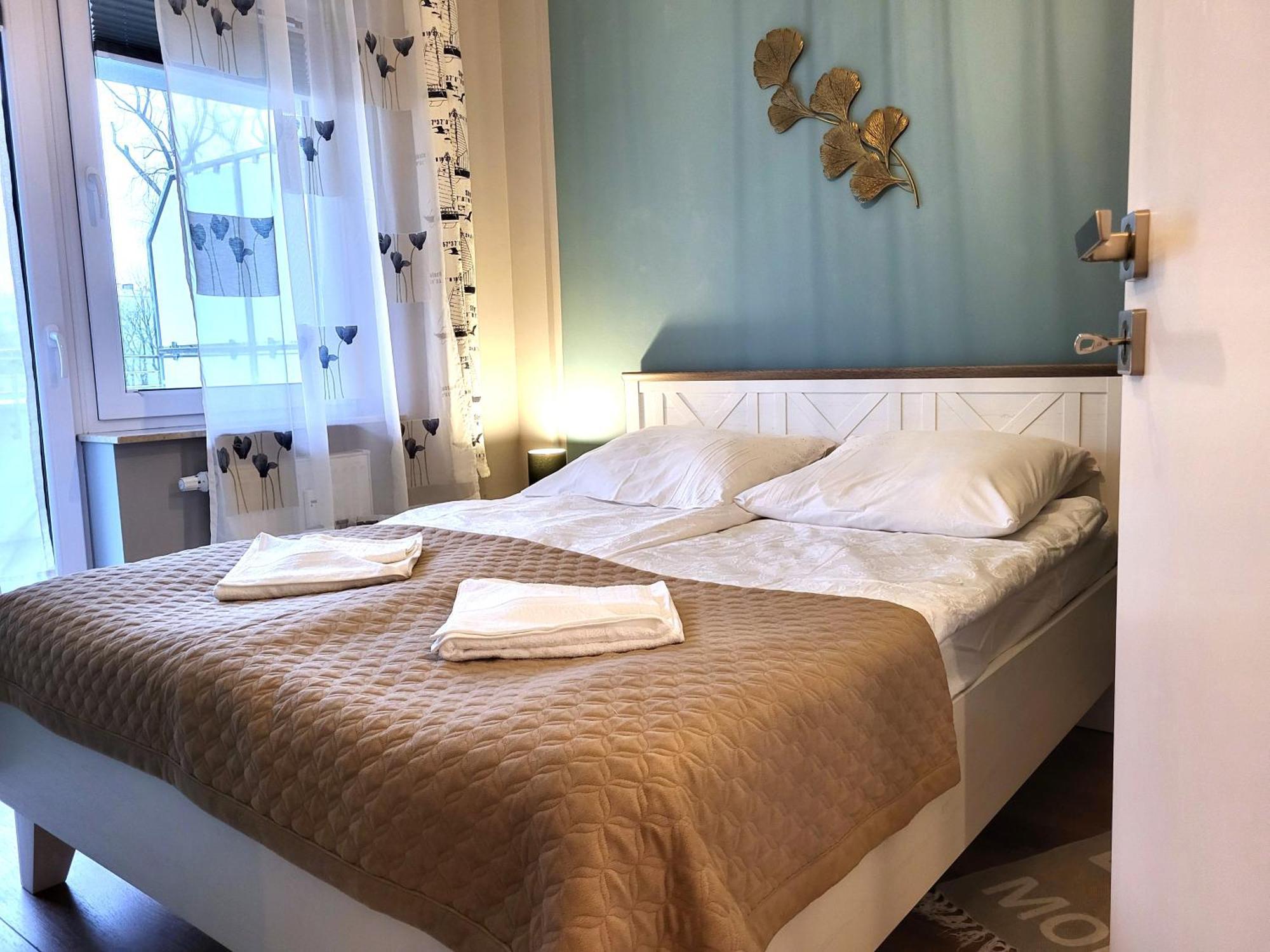 Miodowy Dom Exspanse Apartament 2 Lub 3 Pokoje Z Tarasem I Parkingiem Колобжег Экстерьер фото