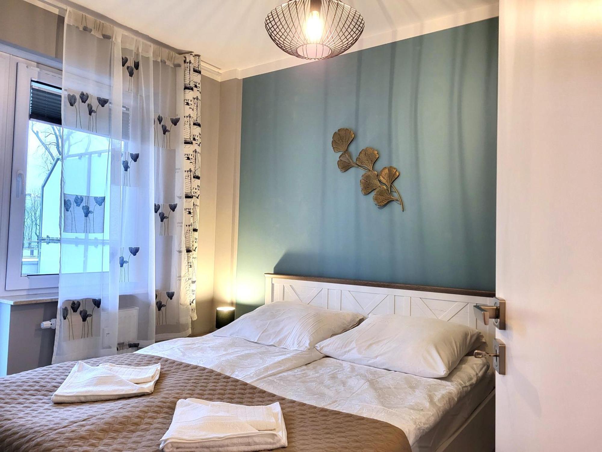 Miodowy Dom Exspanse Apartament 2 Lub 3 Pokoje Z Tarasem I Parkingiem Колобжег Экстерьер фото